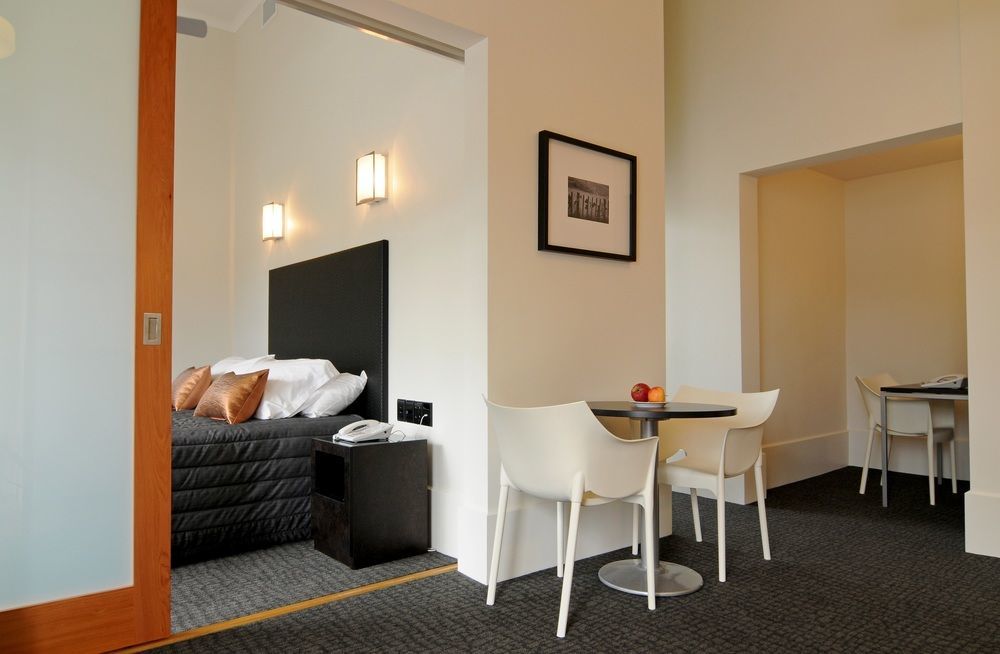Quest Napier Serviced Apartments Dış mekan fotoğraf